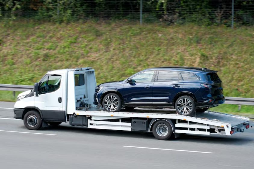 when-trouble-hits-in-shahibaug-help-comes-on-wheels-powered-by-hindustan-roadside-assistance Avada Car Dealer News