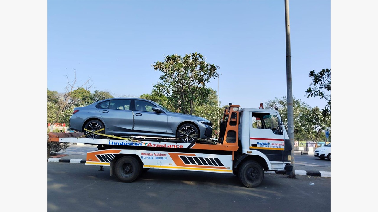 car towing and roadside assistance